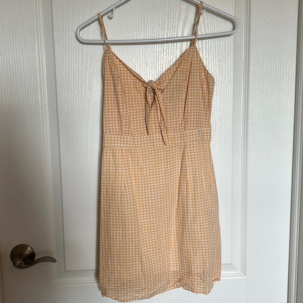 Lulu’s yellow and white mini dress